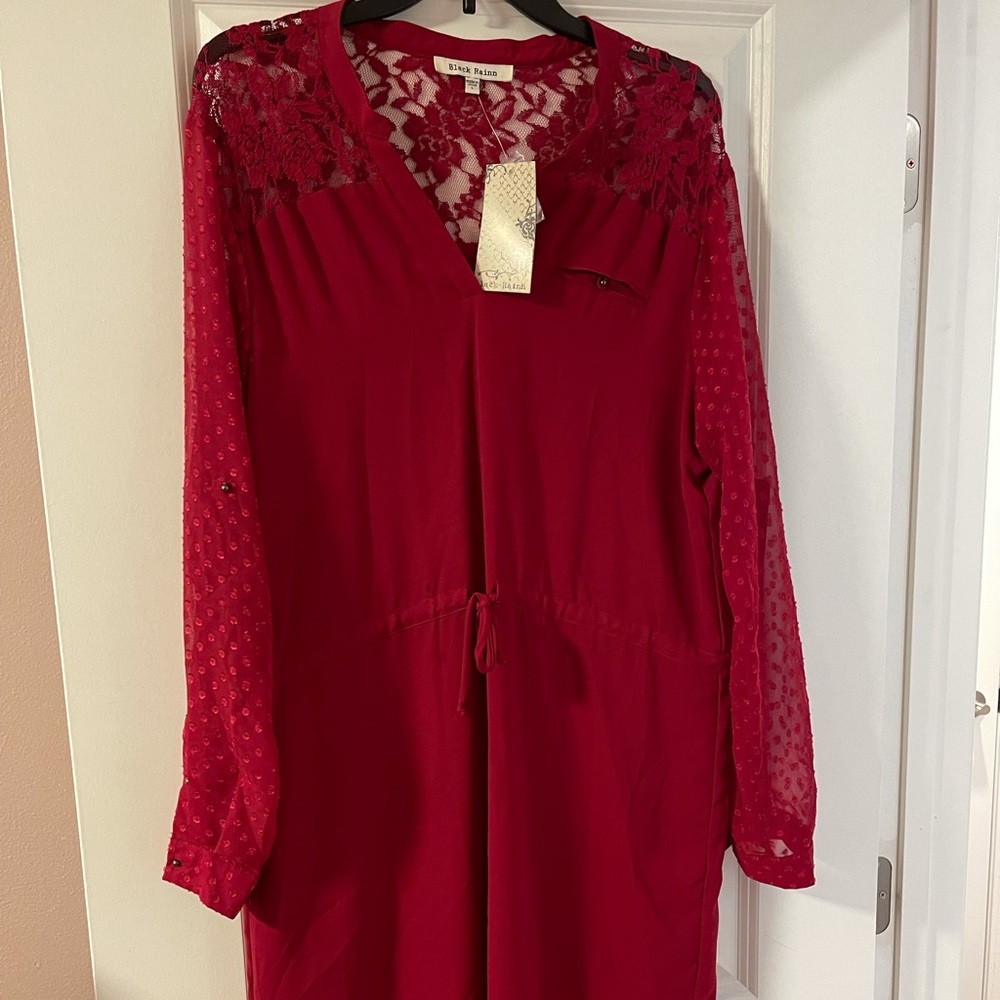 NWT Black Rainn tie waist dress